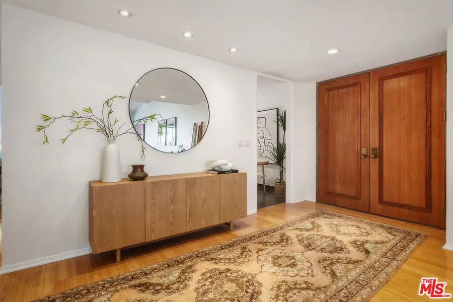 311 Bora Bora Way #315, Marina Del Rey, CA 90292 - Image #2