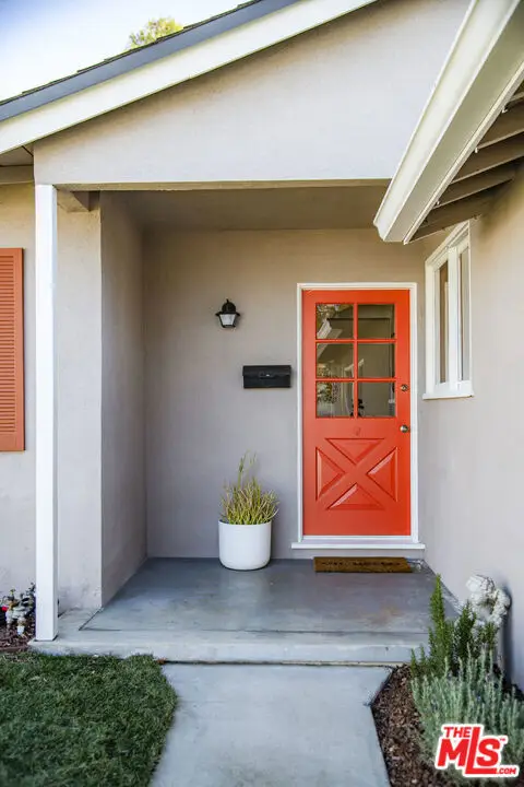13130 Crewe Street, North Hollywood, CA 91605 - Image #2