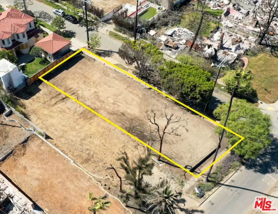 677 N Swarthmore Avenue, Pacific Palisades, CA 90272 - Image #2