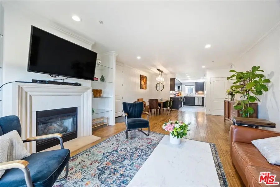 4394 Farmdale Avenue #202, Studio City, CA 91604 - Image #2