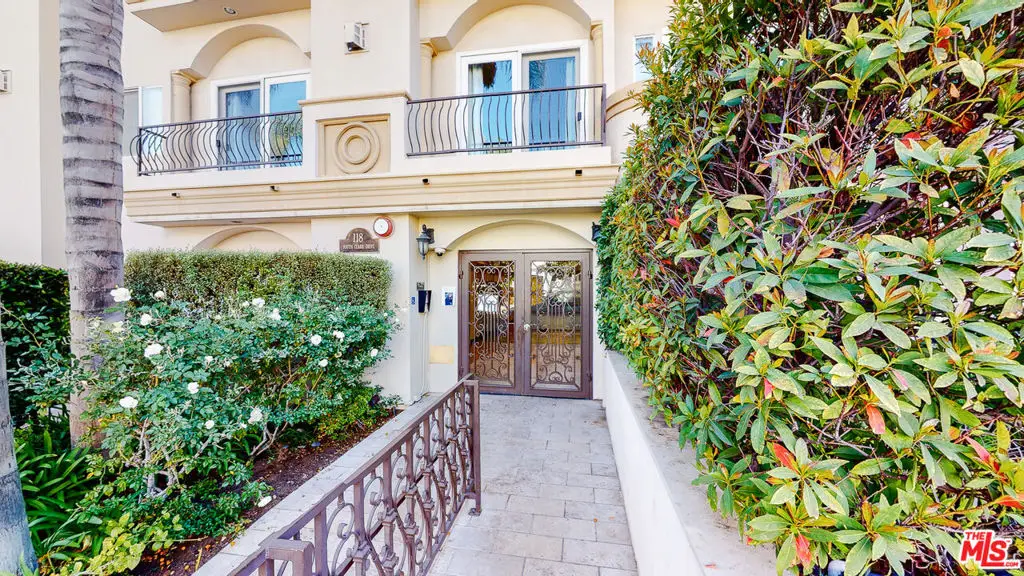 118 S Clark Drive #105, West Hollywood, CA 90048 - Image #1