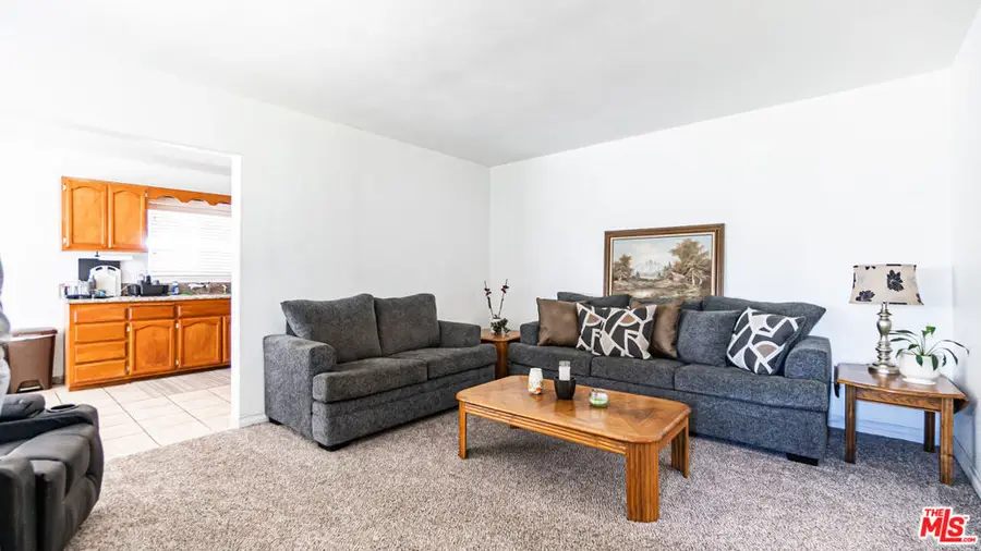 9995 Redwood Avenue, Fontana, CA 92335 - Image #2