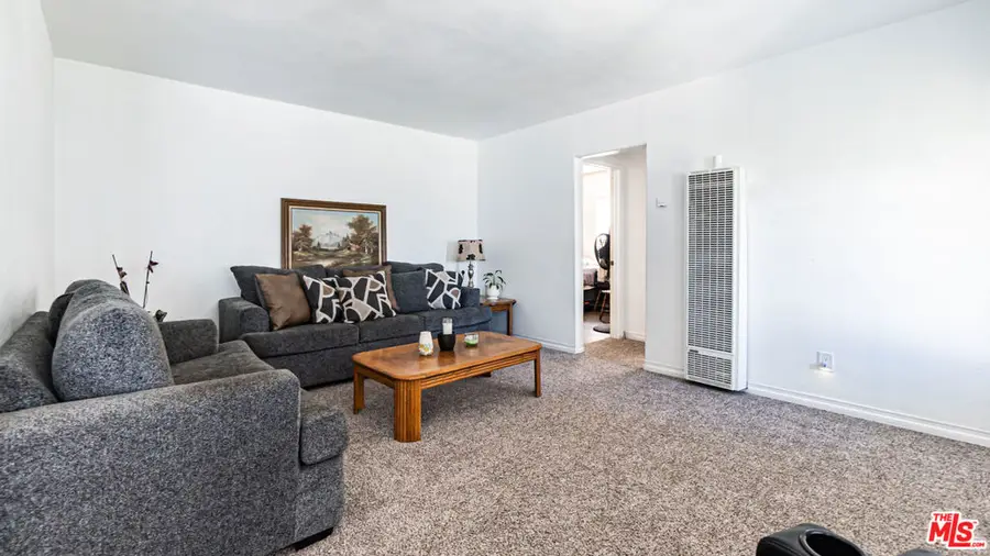 9995 Redwood Avenue, Fontana, CA 92335 - Image #3