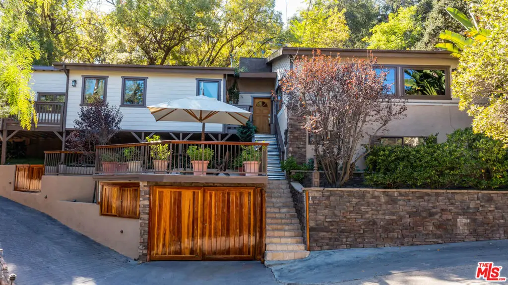 21832 Canon Drive, Topanga, CA 90290 - Image #1