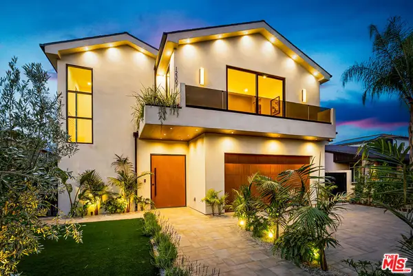 12307 Collins Street, Valley Village, CA 91607