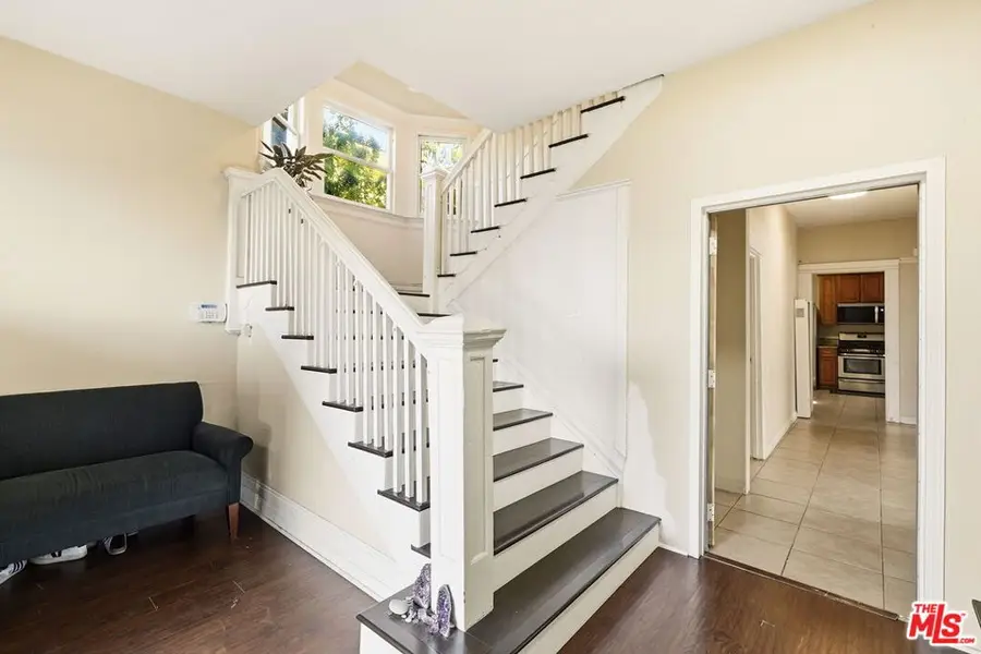 2712 Kenwood Avenue, Los Angeles, CA 90007 - Image #3