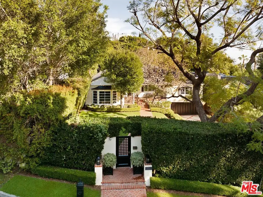 1240 N Wetherly Drive, Los Angeles, CA 90069 - Image #2