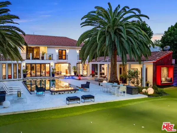 4555 Densmore Avenue, Encino, CA 91436