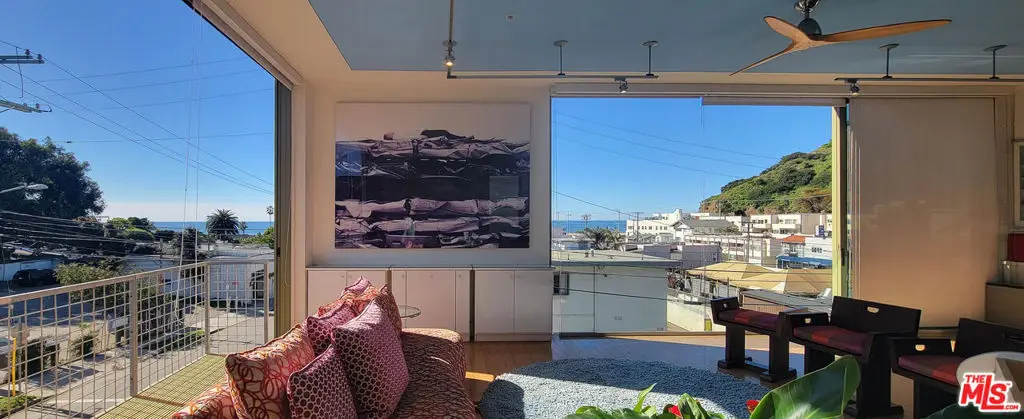 201 Entrada Drive, Santa Monica, CA 90402 - #1