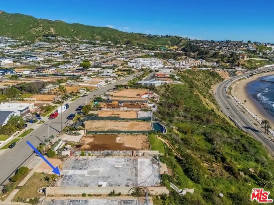 18414 Coastline Drive, Malibu, CA 90265 - Image #3