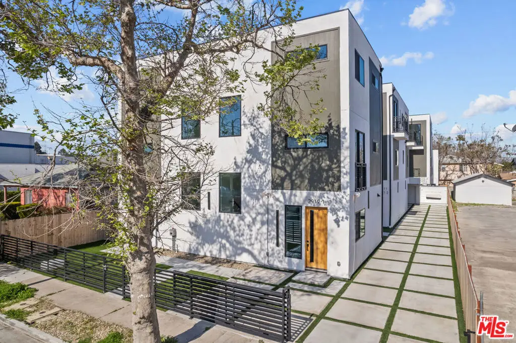 2921 S Burnside Avenue, Los Angeles, CA 90016 - Image #1