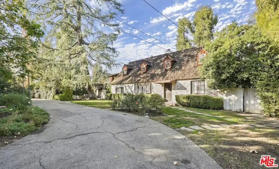 23057 Sylvan Street, Woodland Hills, CA 91367 - Image #2
