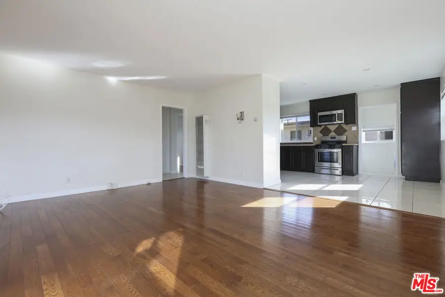 8324 Barnsley Avenue, Los Angeles, CA 90045 - #2