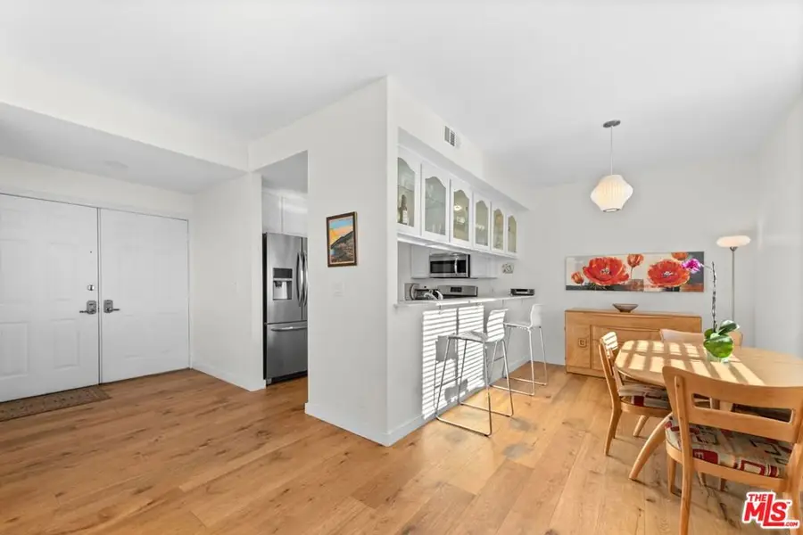 11535 Rochester Avenue #302, Los Angeles, CA 90025 - Image #2