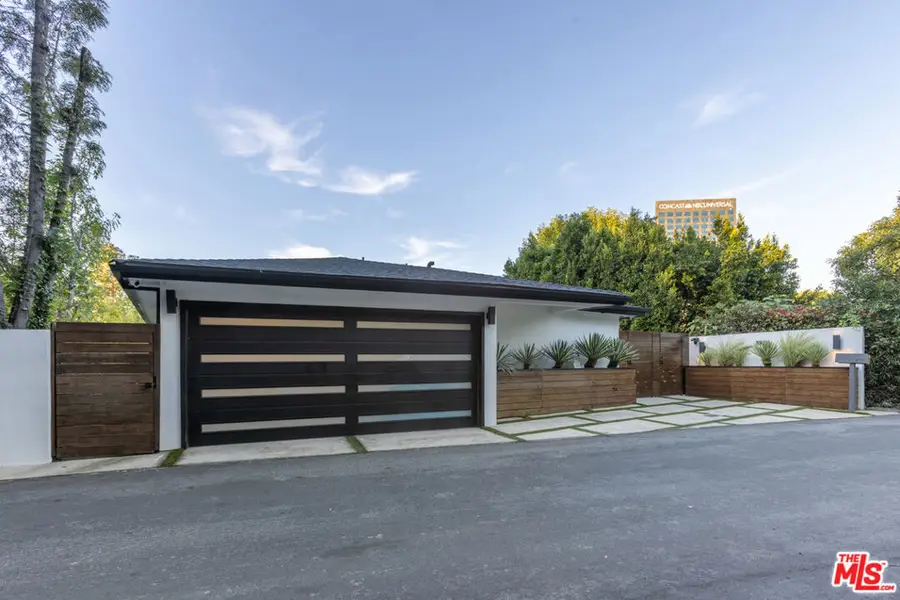 3914 Fredonia Drive, Los Angeles, CA 90068 - #2