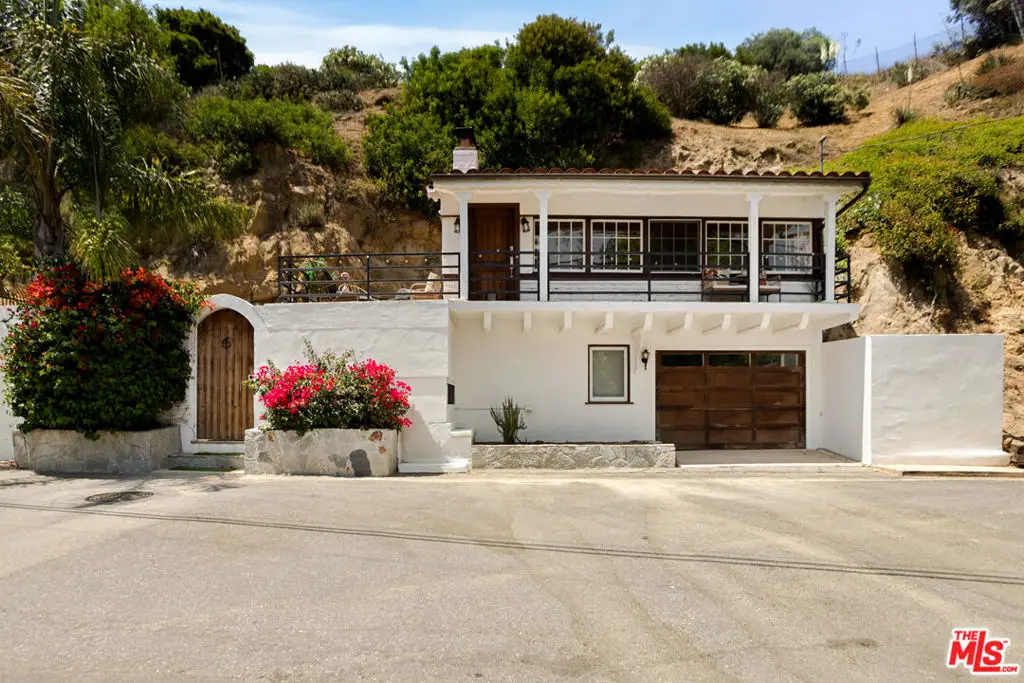 3305 Hillock Drive, Los Angeles, CA 90068 - Image #1