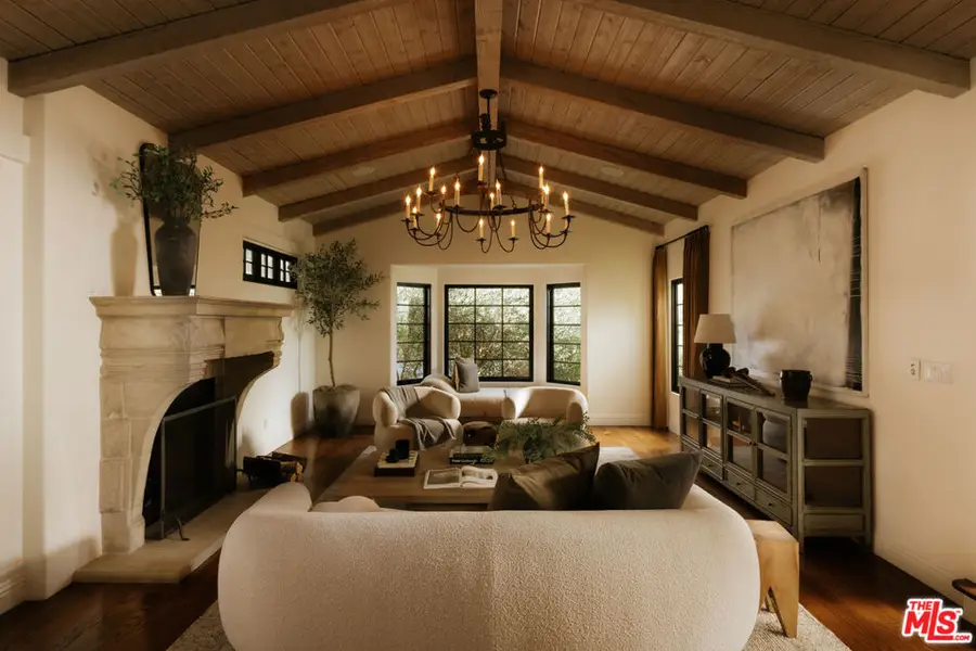 1437 Queens Road, Los Angeles, CA 90069 - Image #2