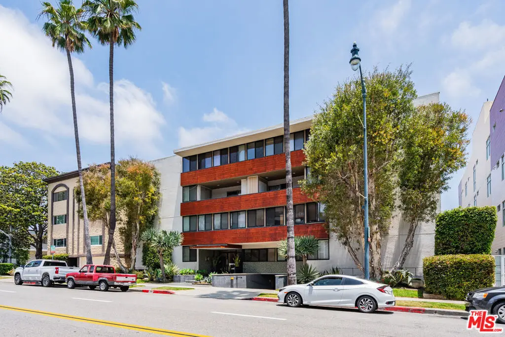 262 N Crescent Drive #2 E, Beverly Hills, CA 90210 - Image #1
