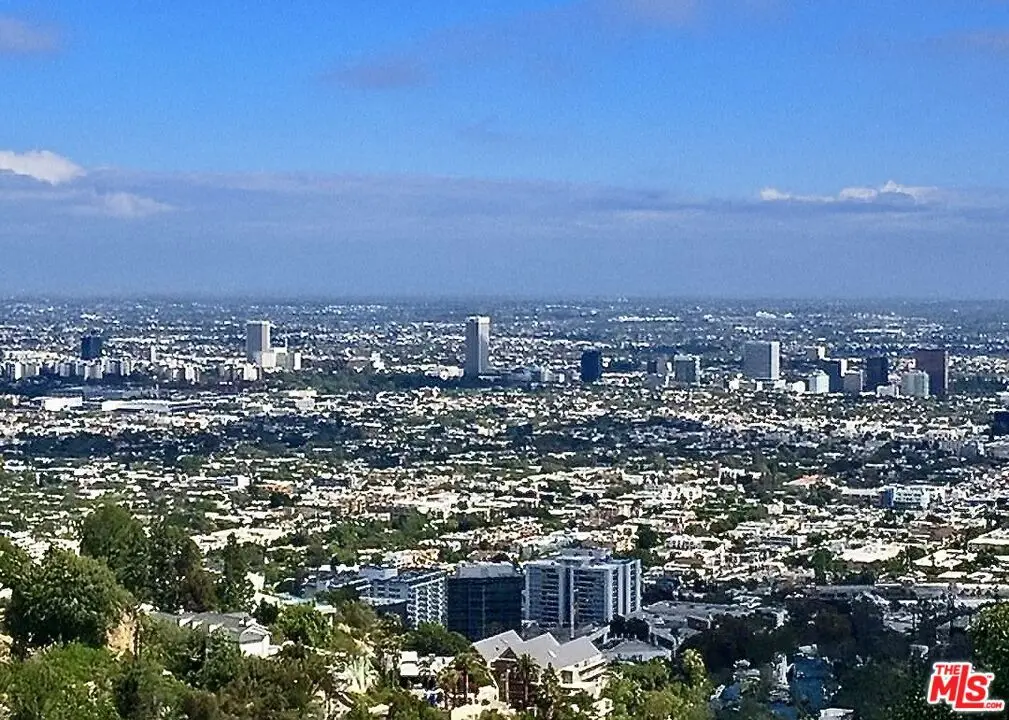 8835 Evanview Drive, Los Angeles, CA 90069 - #1