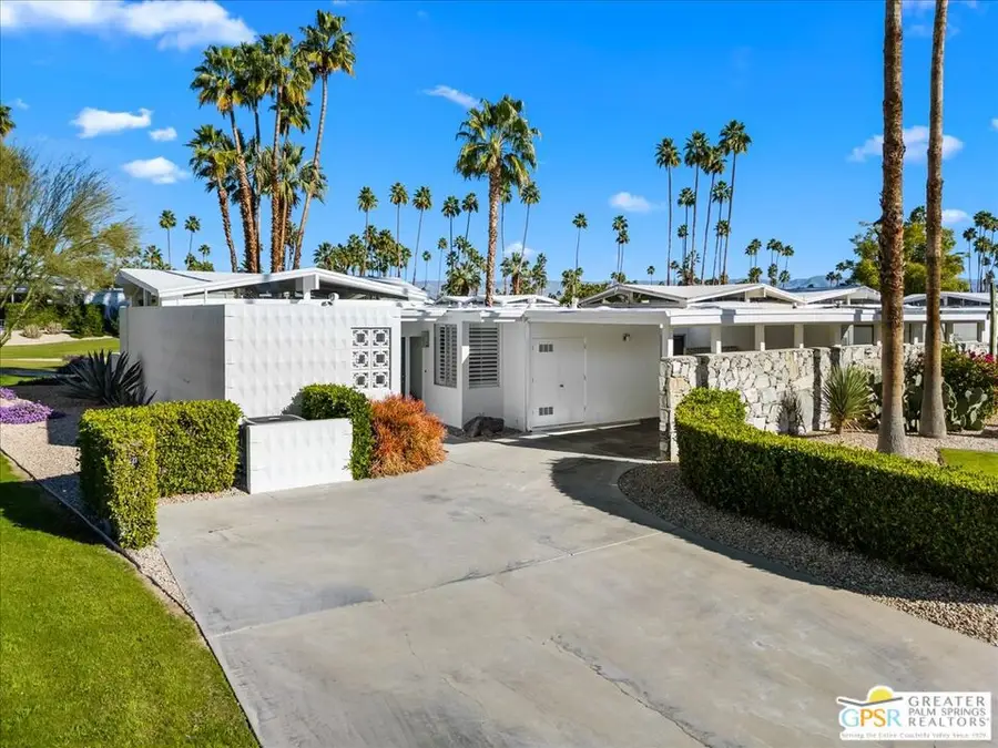 254 E Avenida Granada, Palm Springs, CA 92264 - #2