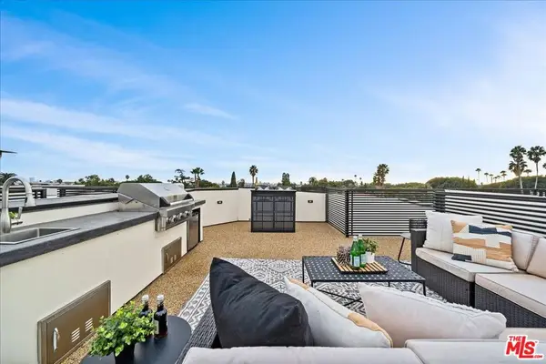 7309 N Eaton Place, Los Angeles, CA 90046