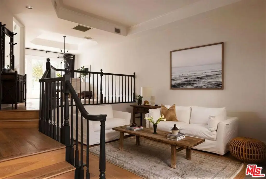 4424 Moorpark Way #5, Toluca Lake, CA 91602 - Image #1