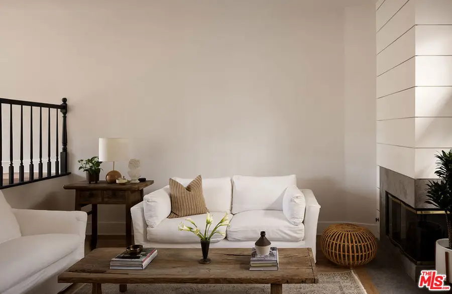 4424 Moorpark Way #5, Toluca Lake, CA 91602 - Image #3