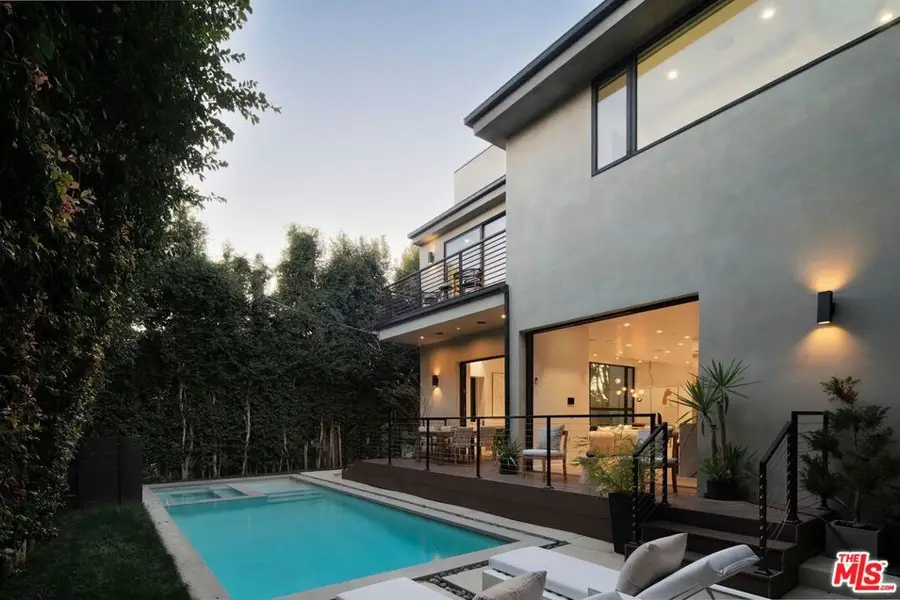 10326 Keswick Avenue, Los Angeles, CA 90064 - Image #2