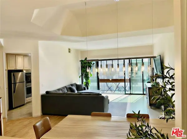 750 S Bundy Drive #203, Los Angeles, CA 90049