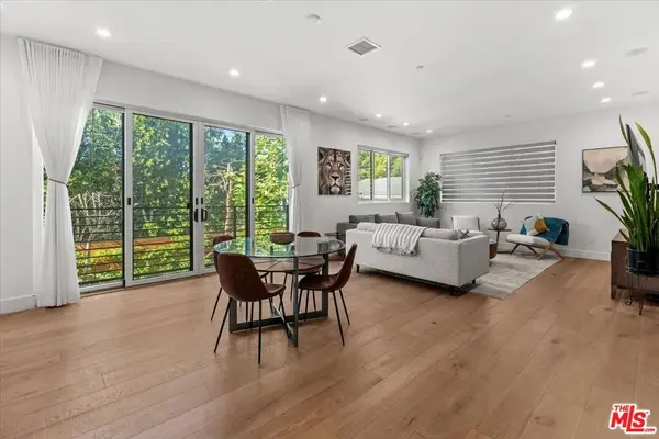 1573 Hi Point Street, Los Angeles, CA 90035