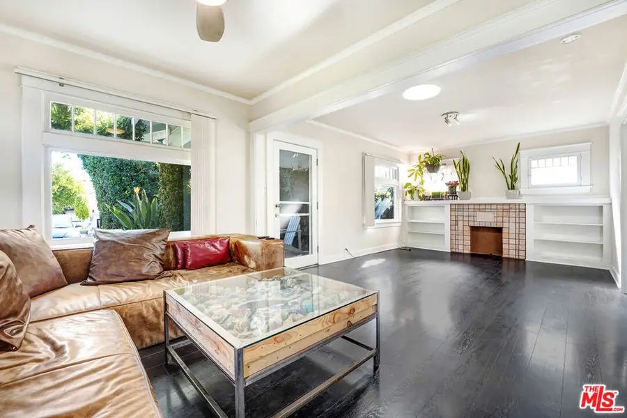 2627 S Cloverdale Avenue, Los Angeles, CA 90016 - Image #2