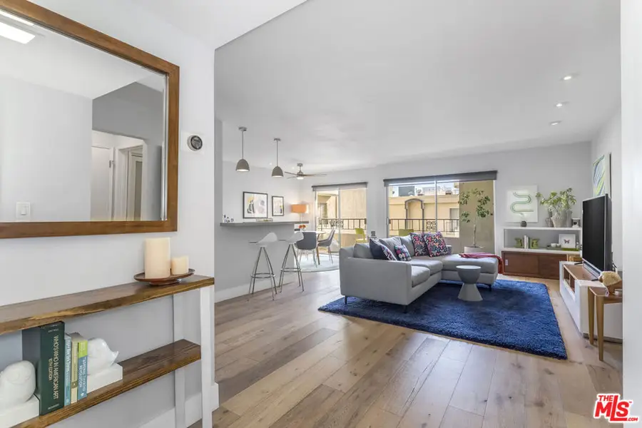 1221 N Kings Road #208, West Hollywood, CA 90069 - Image #2