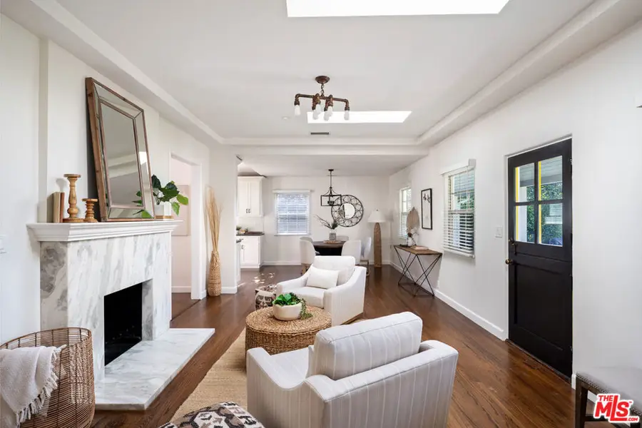 5732 Mammoth Avenue, Valley Glen, CA 91401 - Image #3