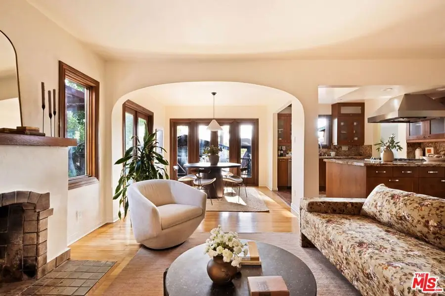 2076 Watson Street, Glendale, CA 91201 - Image #3