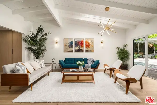 23020 Lita Place, Woodland Hills, CA 91364