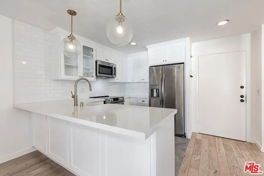 11645 Montana Avenue #223, Los Angeles, CA 90049 - Image #2