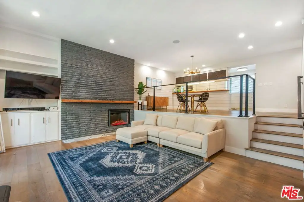 5326 Fairview Boulevard #3, Los Angeles, CA 90056 - #1