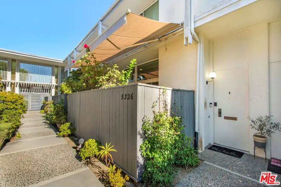5326 Fairview Boulevard #3, Los Angeles, CA 90056 - #2
