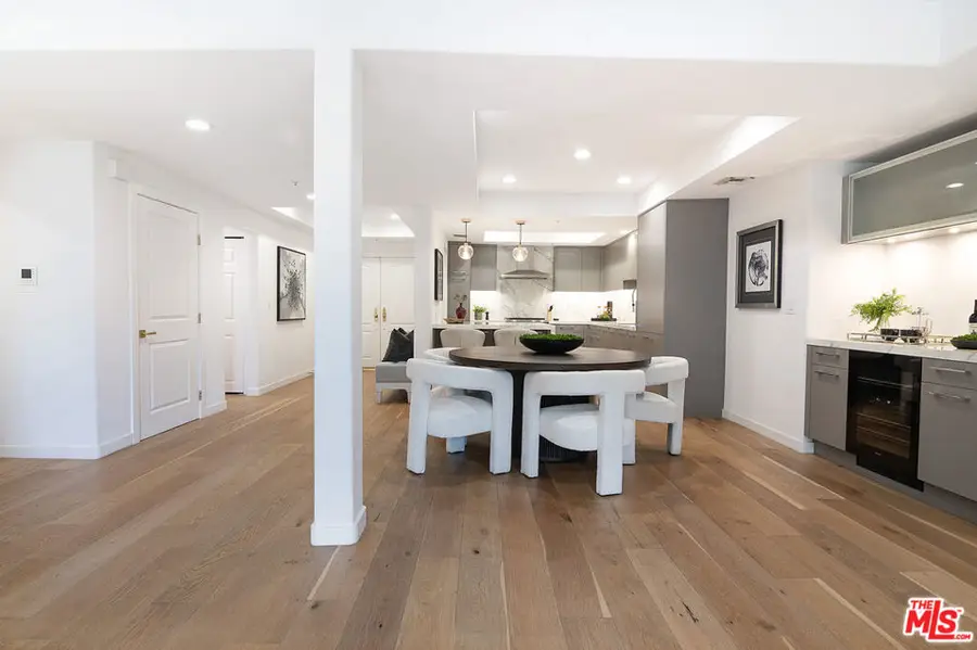 575 S Barrington Avenue #211, Los Angeles, CA 90049 - Image #3