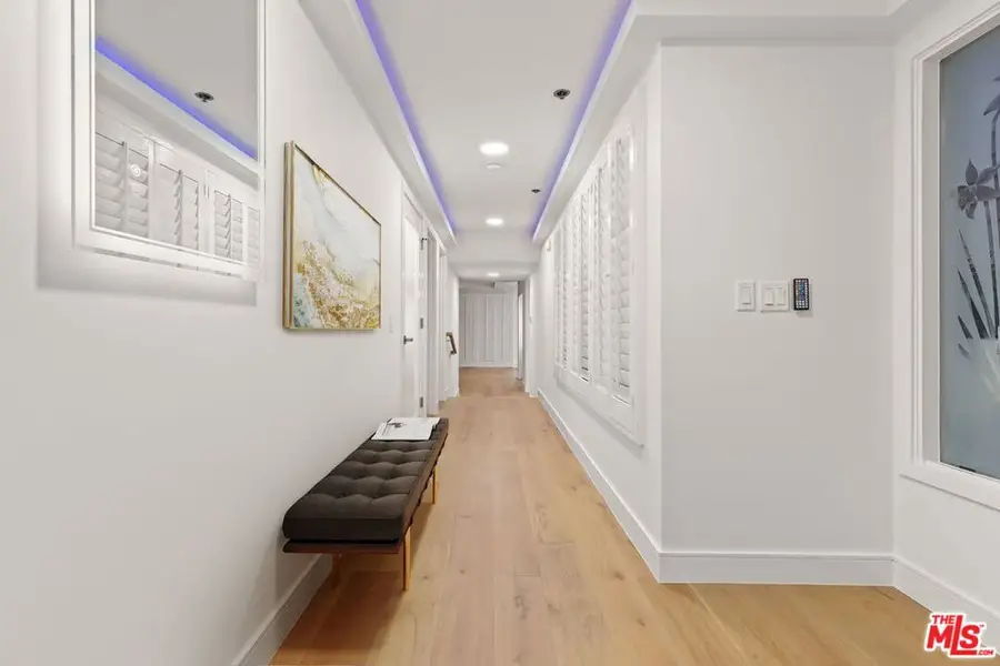 4338 Redwood Avenue #B208, Marina Del Rey, CA 90292 - Image #3