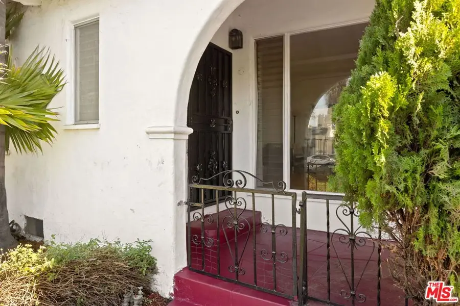 1562 S Crescent Heights Boulevard, Los Angeles, CA 90035 - Image #2