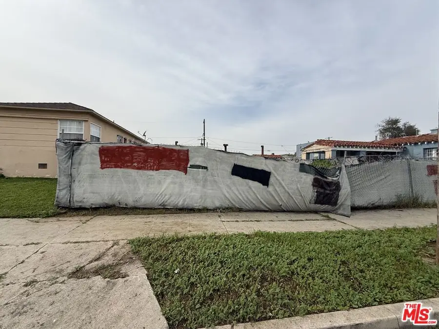 10965 S Hoover Street, Los Angeles, CA 90044 - Image #3