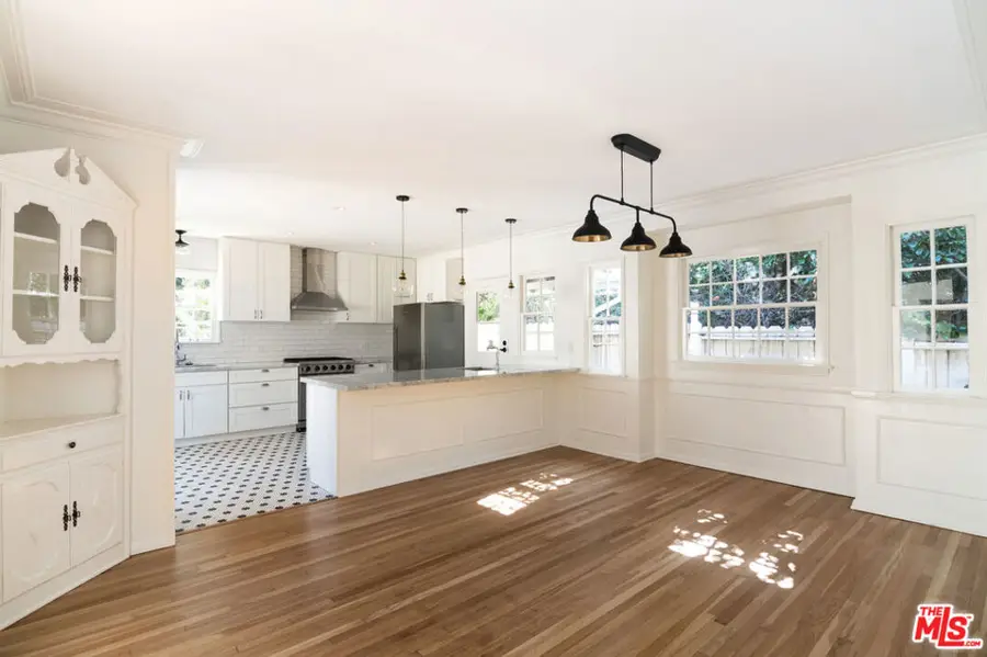 225 23rd Street, Santa Monica, CA 90402 - Image #2