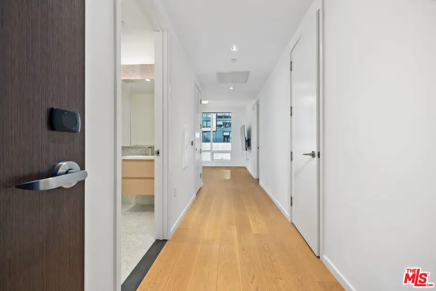 877 Francisco Street #728, Los Angeles, CA 90017 - Image #2