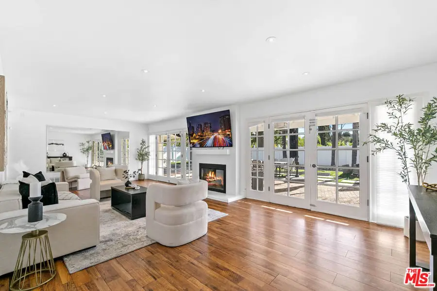 4506 El Abaca Place, Tarzana, CA 91356 - Image #3