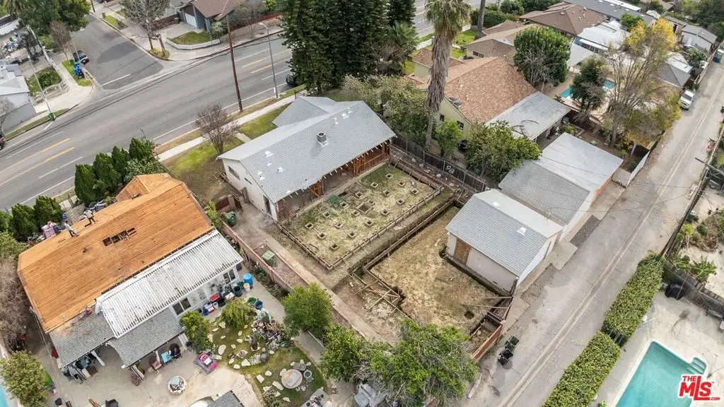 7439 Mason Avenue, Winnetka, CA 91306 - Image #1