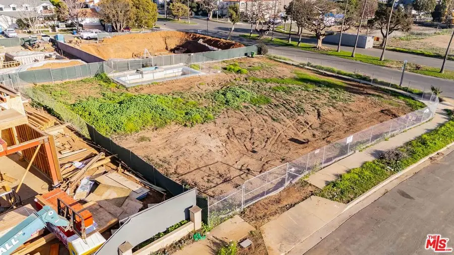 700 Chapala Drive, Pacific Palisades, CA 90272 - Image #2