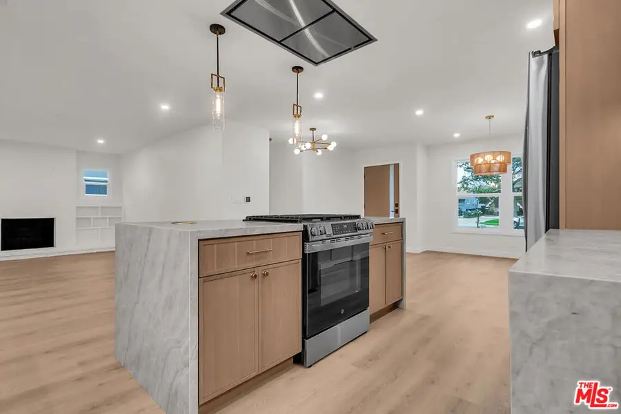 21014 Baltar Street, Canoga Park, CA 91304 - Image #3