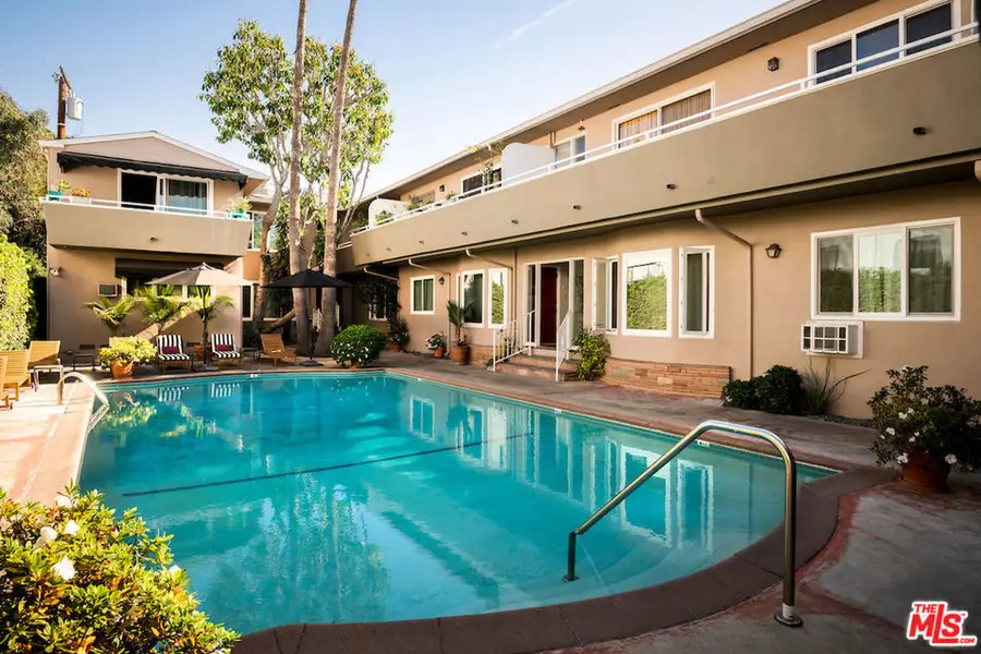 1330 N Crescent Heights Boulevard #2, West Hollywood, CA 90046 - Image #3