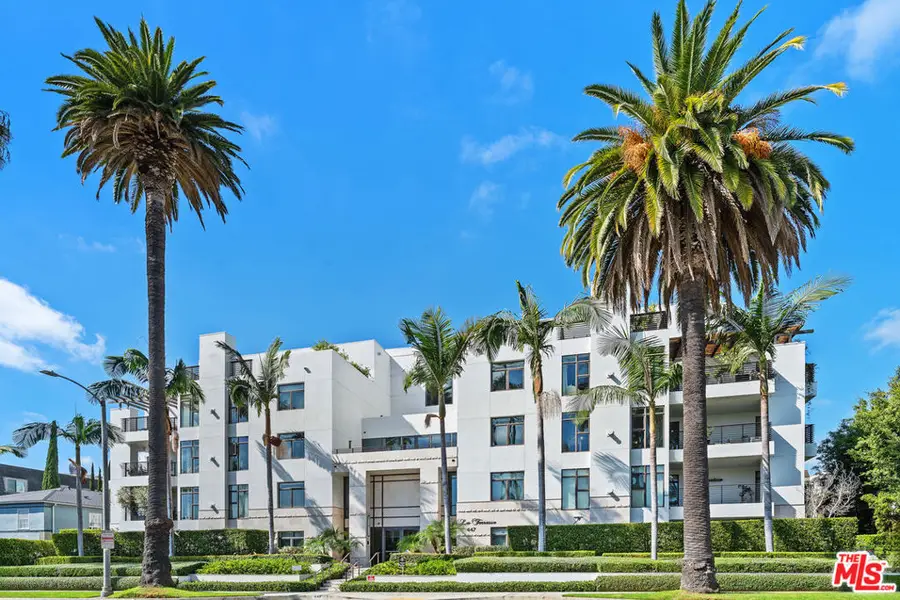 447 N Doheny Drive #102, Beverly Hills, CA 90210 - Image #2
